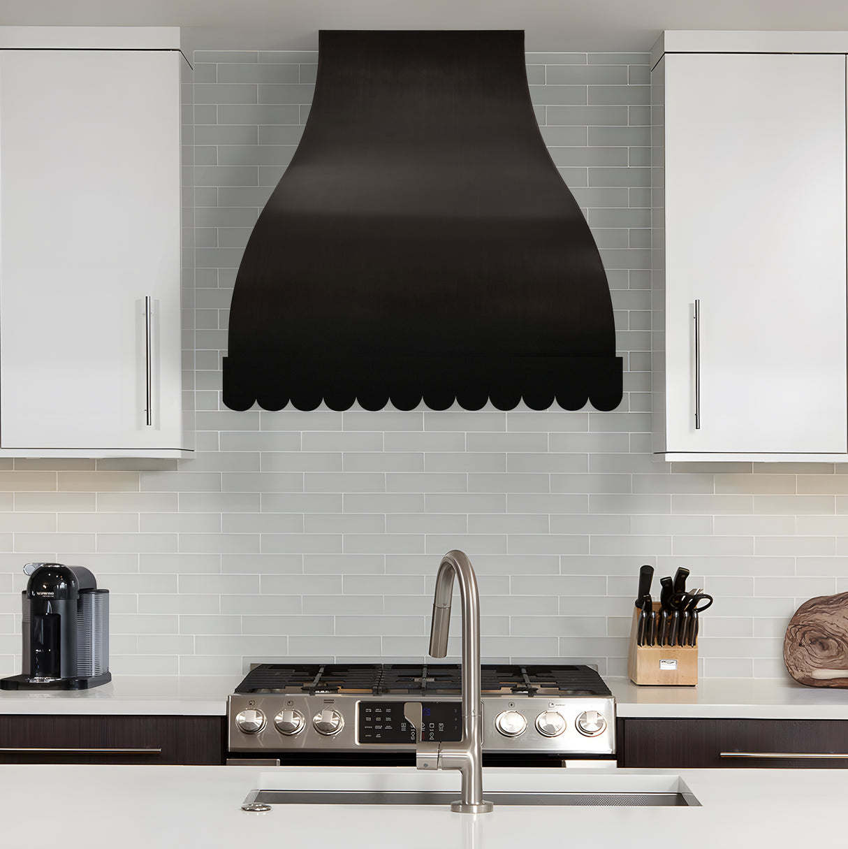 USA Custom Dark Antique Copper Exhaust Hood with Scalloped Apron URHC-52-Custom Copper Range Hood > Luxury Metal Hood > High-End Kitchen Vent Hood-USA Range Hood