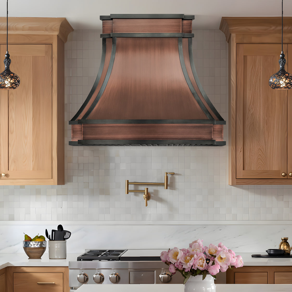 USA Classic Copper Kitchen Hood with Dark Antique Straps URHC-102