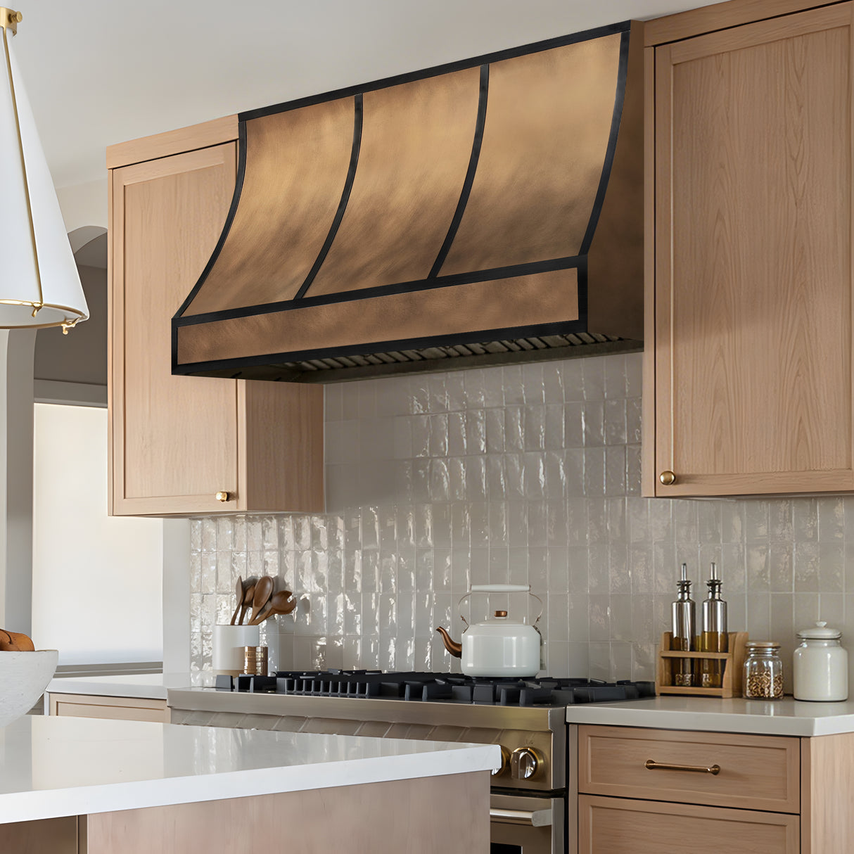 USA Classic Non-directional Antique Brass Kitchen Hood URHB-129