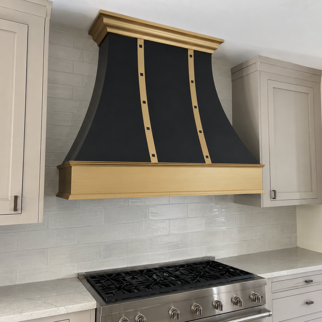 USA Designer Black Handmade Stainless Steel Kitchen Hoods with Brass Apron URHS-246