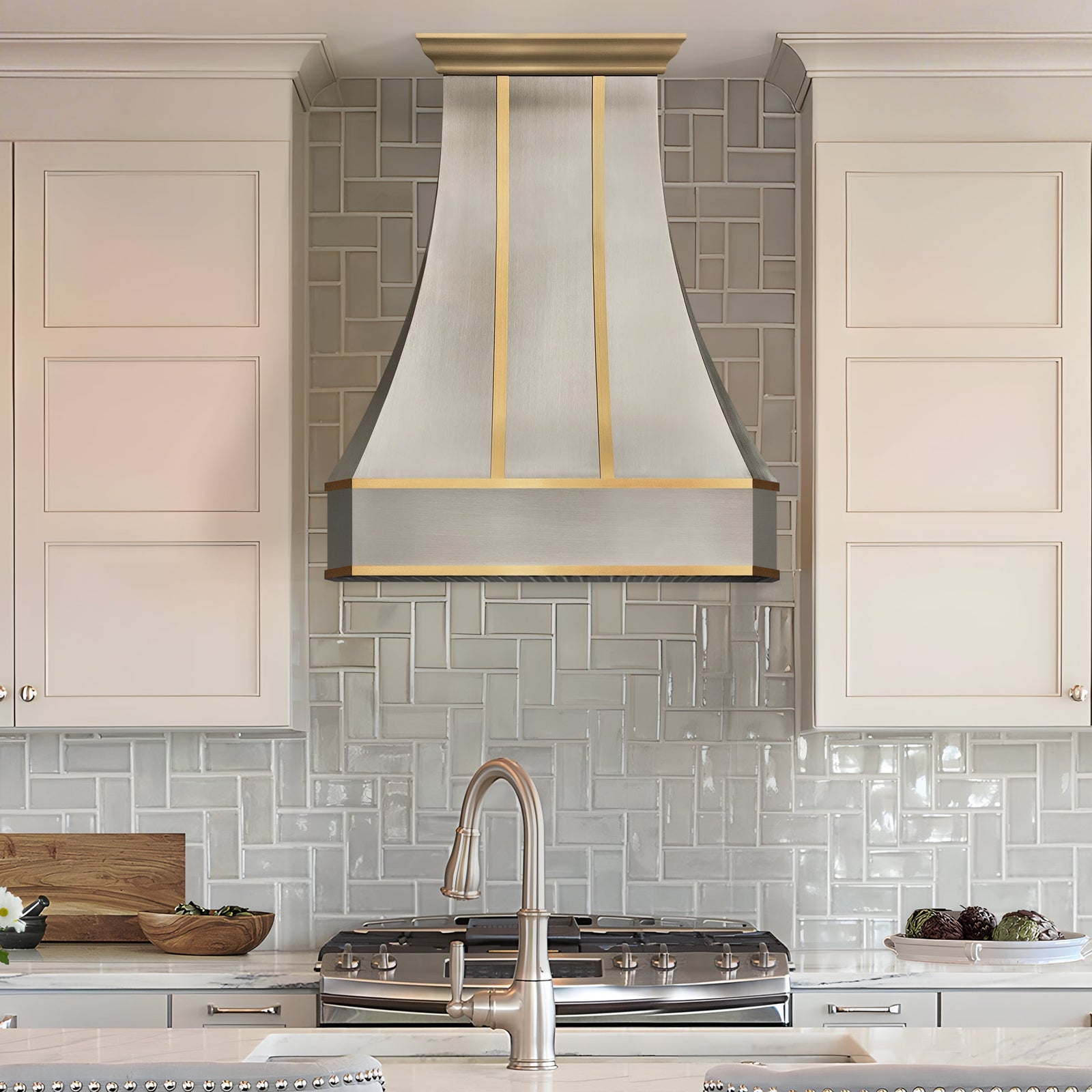 Kitchen Styles That Perfectly Suit a Curved Range Hood