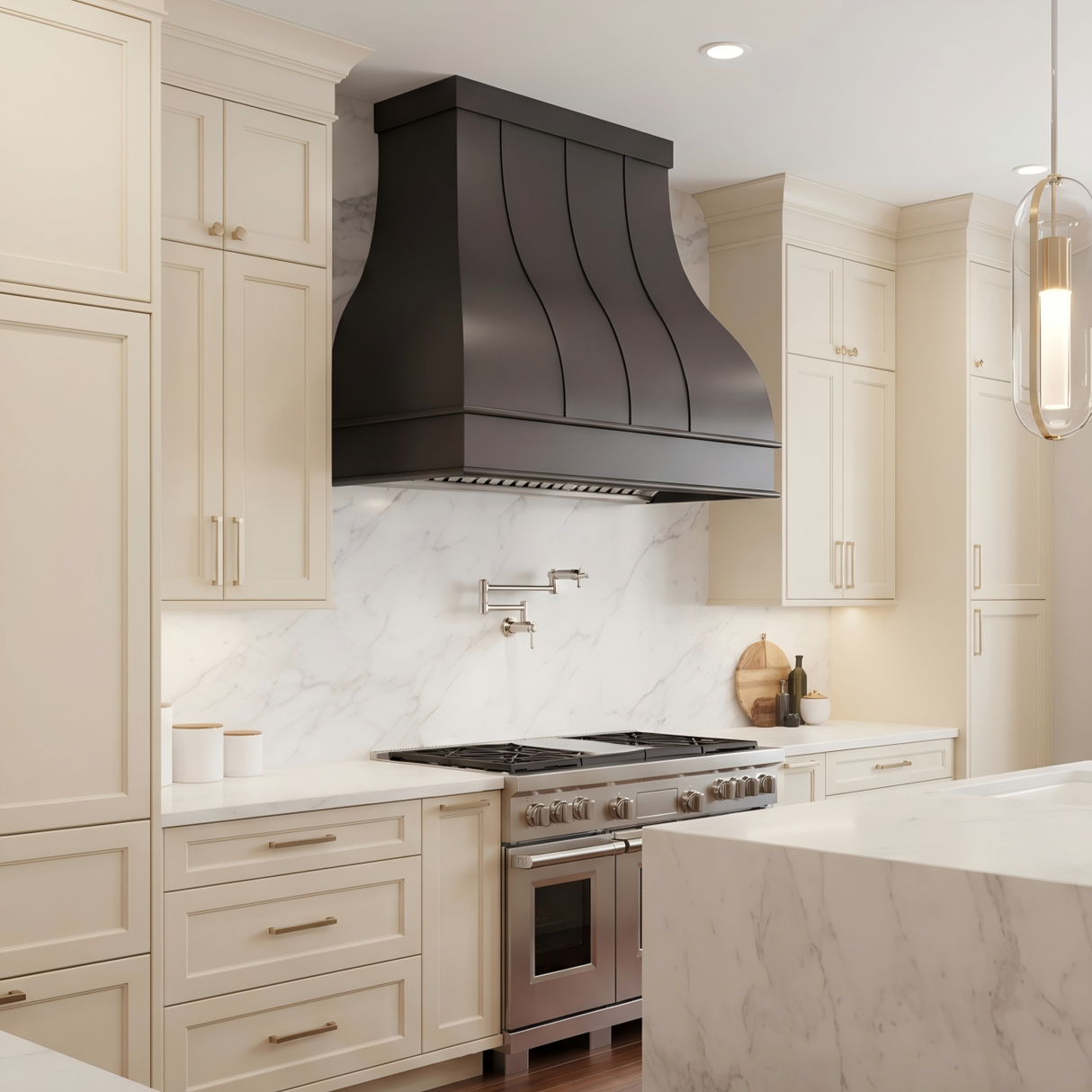 USA Black Minimal Stainless Steel Vent Hood with Custom Bell Shaped URHS-237