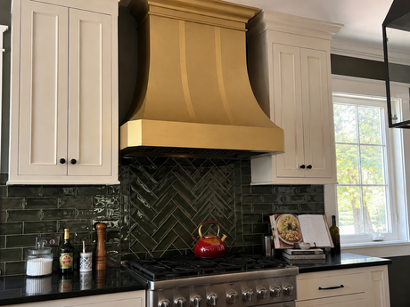 USA Designer Handcraft Brass Range Hood with Brass Straps URHB-67